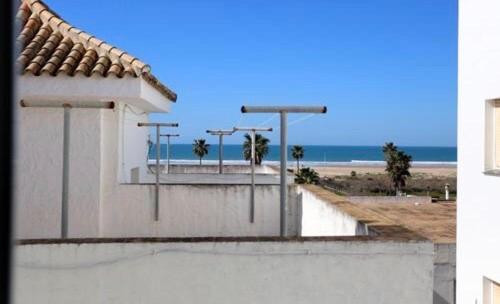 Conil A Pie De Playa Con Amplias Vistas Al Mar Appartement Conil De La Frontera Buitenkant foto